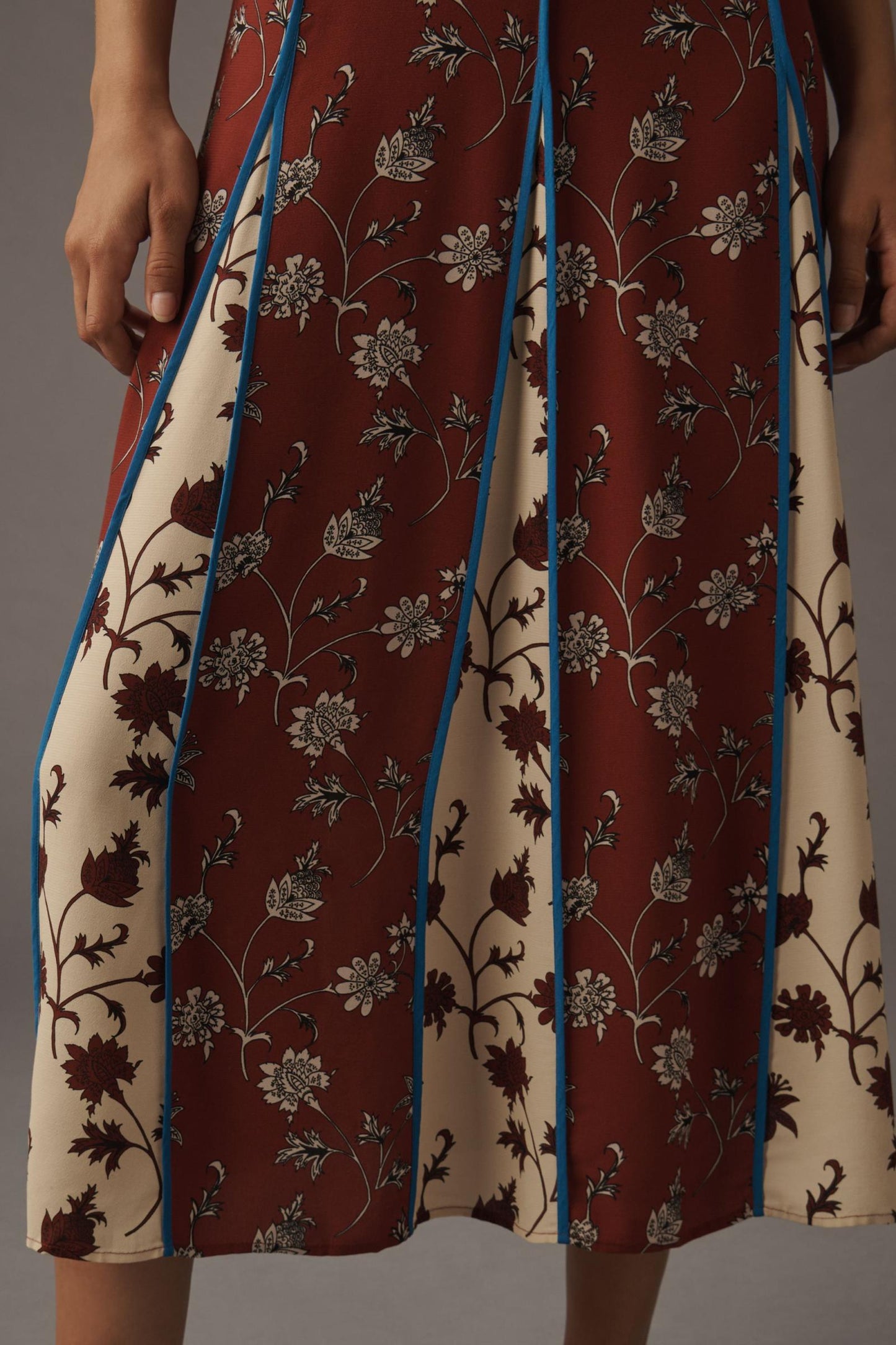 Vibrant Print Women's Midi Dress - V-Neck, Elegant